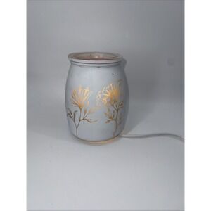 Scentsy Flower Garden Warmer Used But‎ Works Great